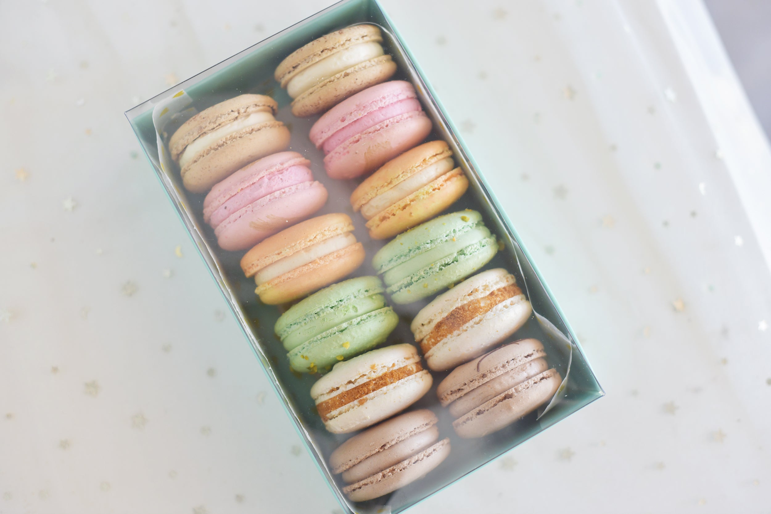 Macarons - Assorted 12Pcs