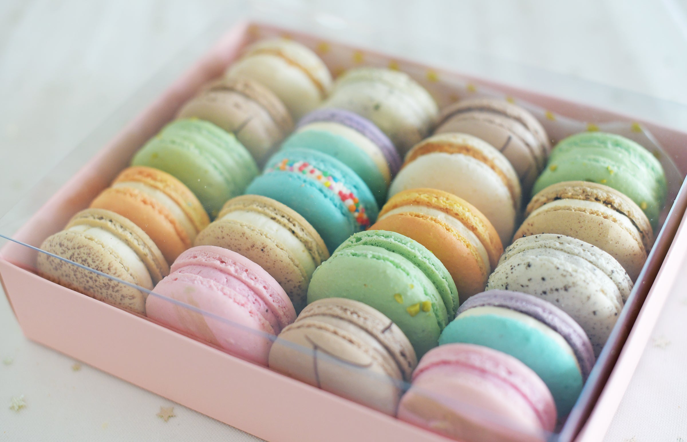 Macarons - Assorted 20Pcs